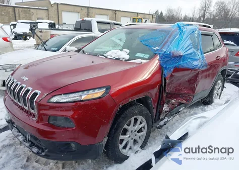 2016 Jeep Cherokee Latitude z USA, uszkodzony, nr VIN 1C4PJMCS3GW253000